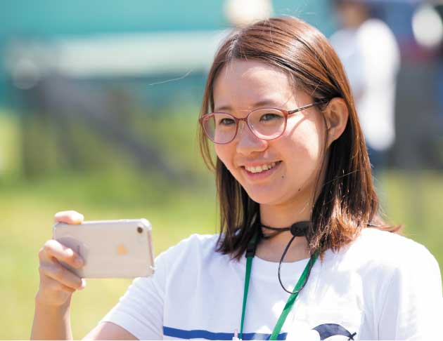 上別府里紗先生
